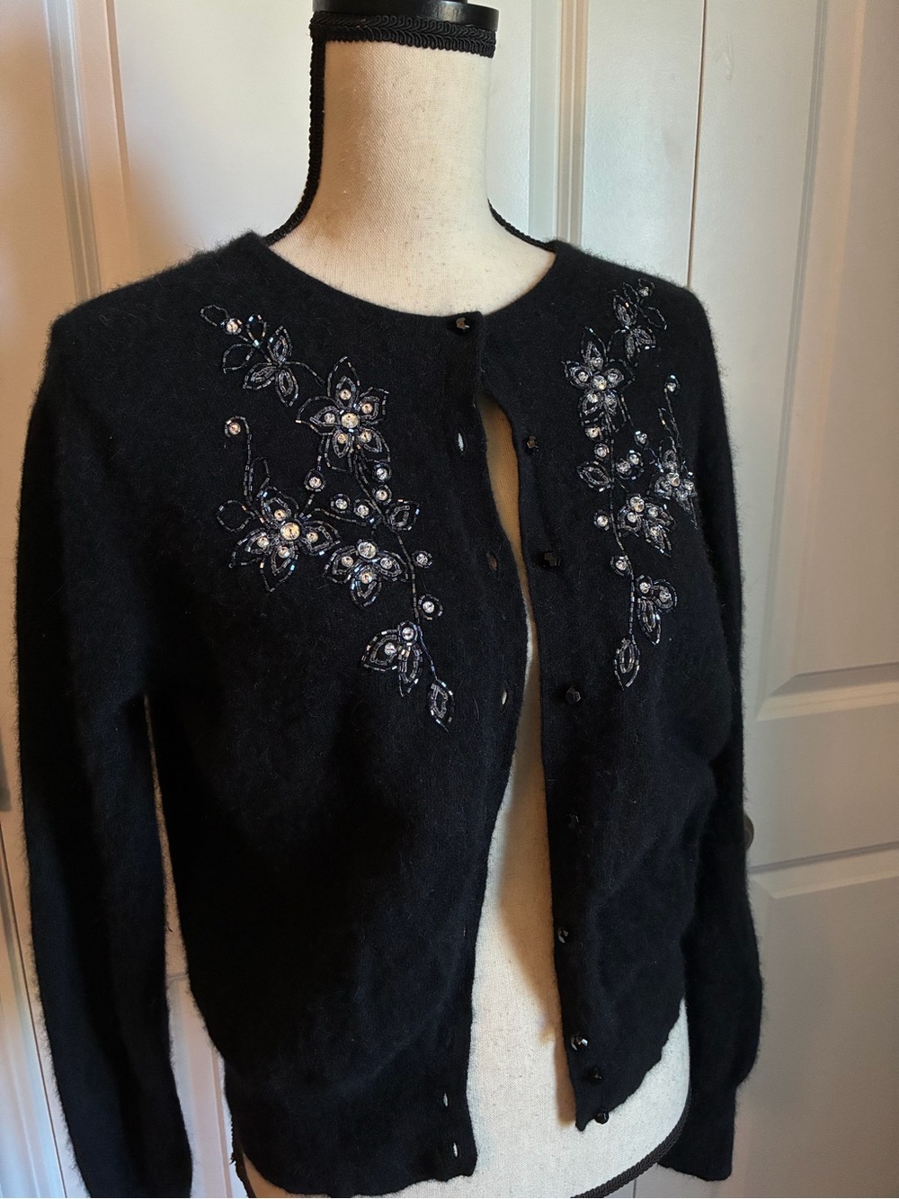 Mercer & Madison Lamb Wool and Angora Rabbit Hair Beaded Cardigan Medium
